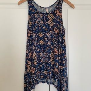 Xhilaration Tribal Print Shark Bite Top